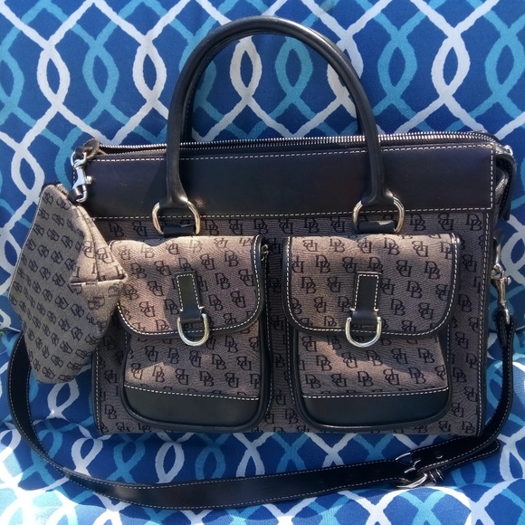 Dooney & Bourke Handbags - ⬇️REDUCED⬇️EUC, Dooney and Bourke tote 👜